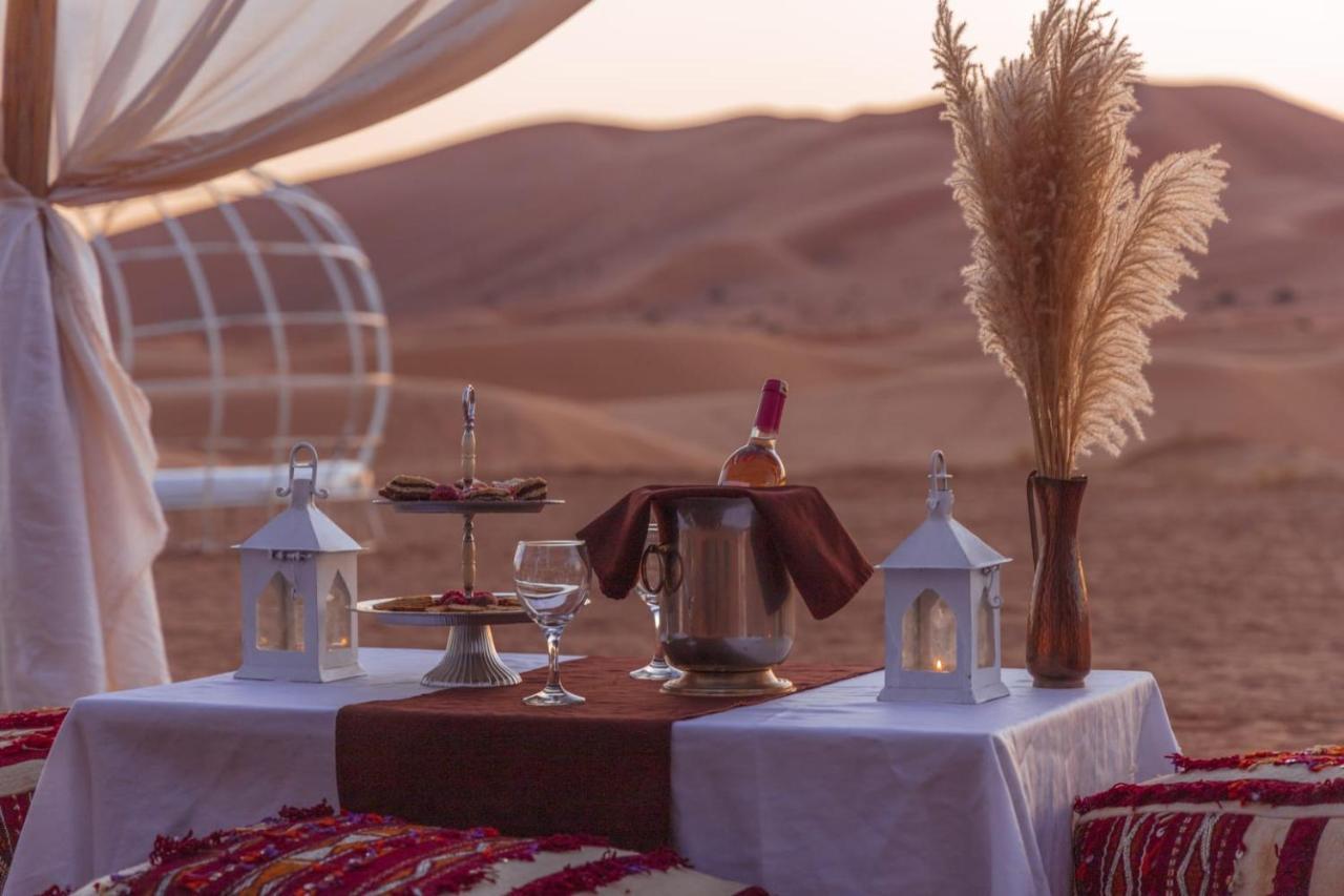 מרזאוגה Sahara Dunes Luxury Camp מראה חיצוני תמונה