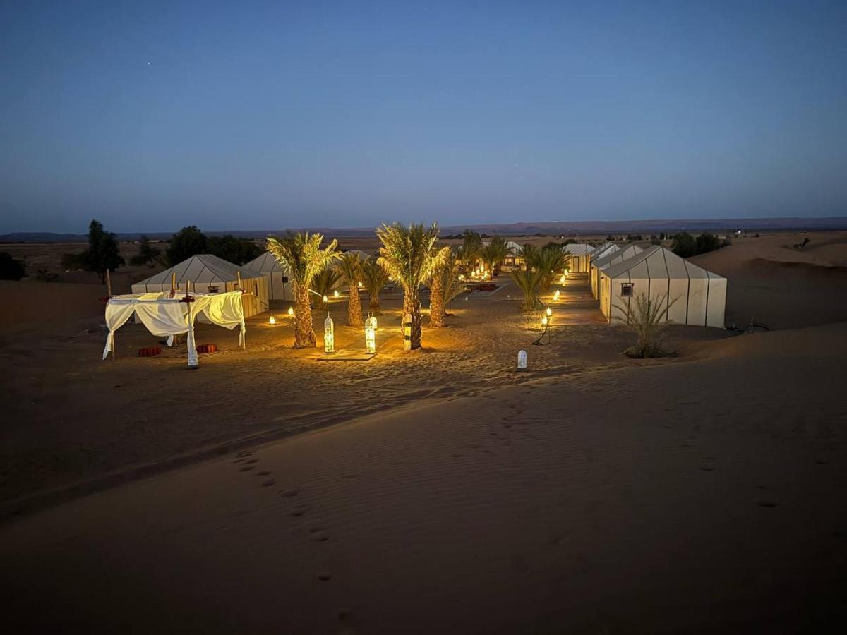 מרזאוגה Sahara Dunes Luxury Camp מראה חיצוני תמונה