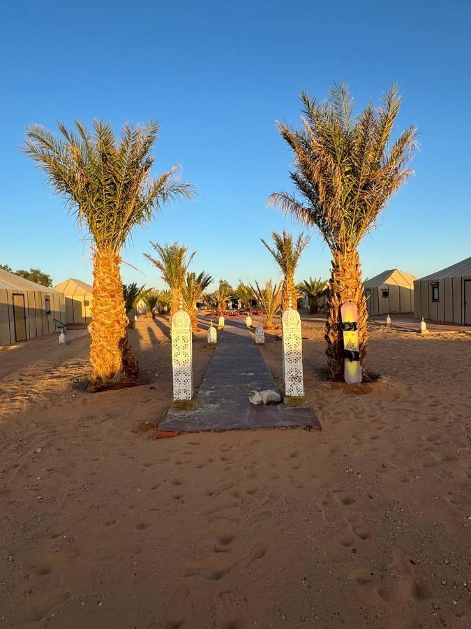 מרזאוגה Sahara Dunes Luxury Camp מראה חיצוני תמונה