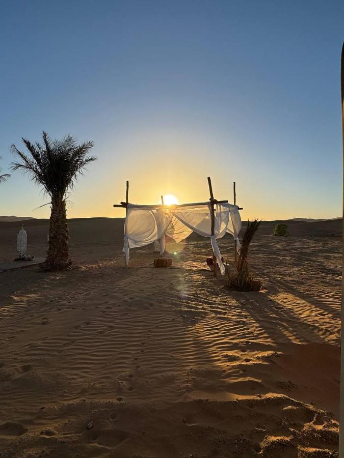 מרזאוגה Sahara Dunes Luxury Camp מראה חיצוני תמונה