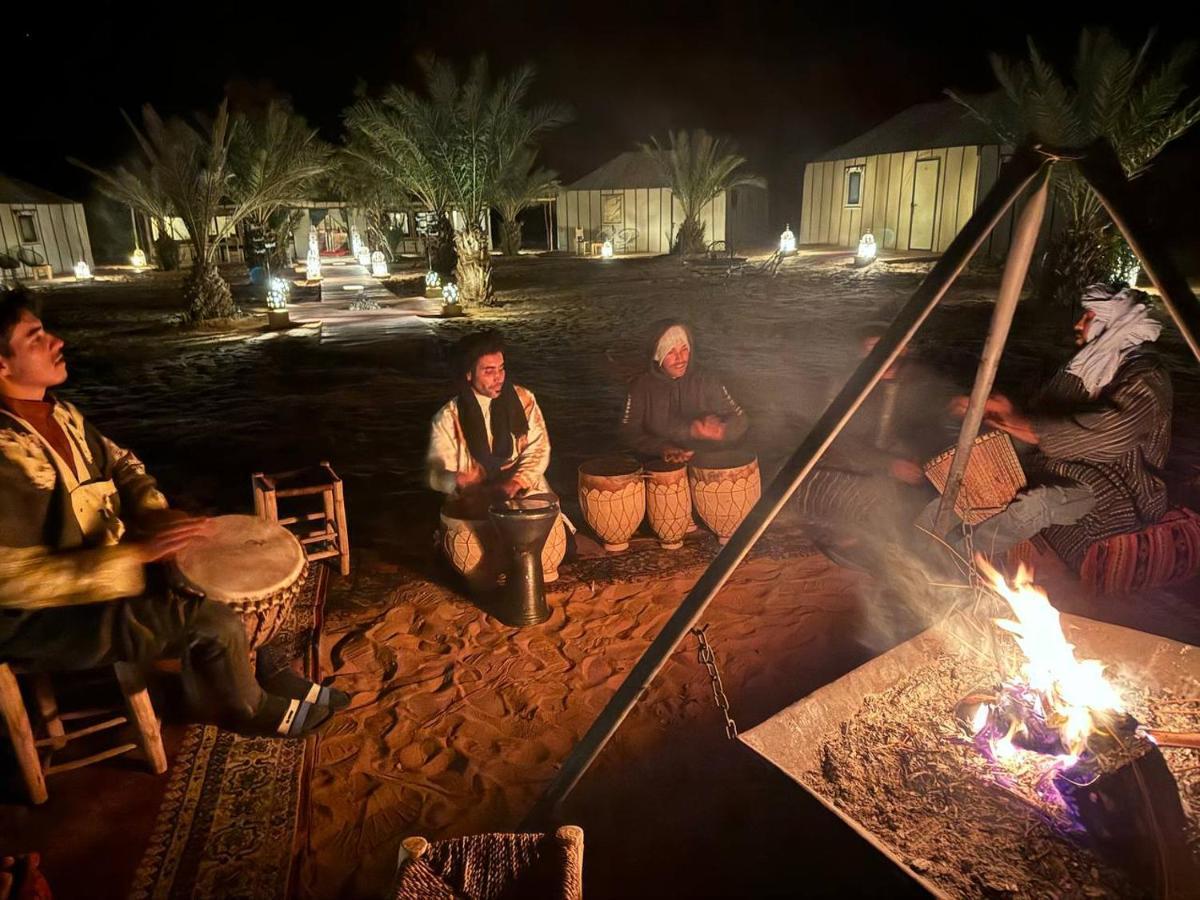 מרזאוגה Sahara Dunes Luxury Camp מראה חיצוני תמונה