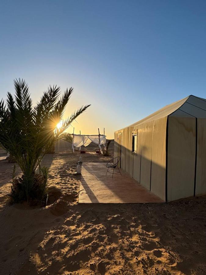 מרזאוגה Sahara Dunes Luxury Camp מראה חיצוני תמונה