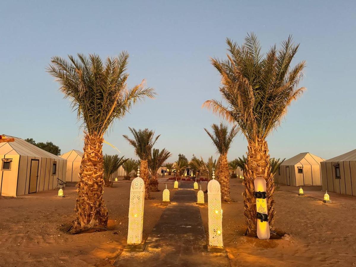 מרזאוגה Sahara Dunes Luxury Camp מראה חיצוני תמונה
