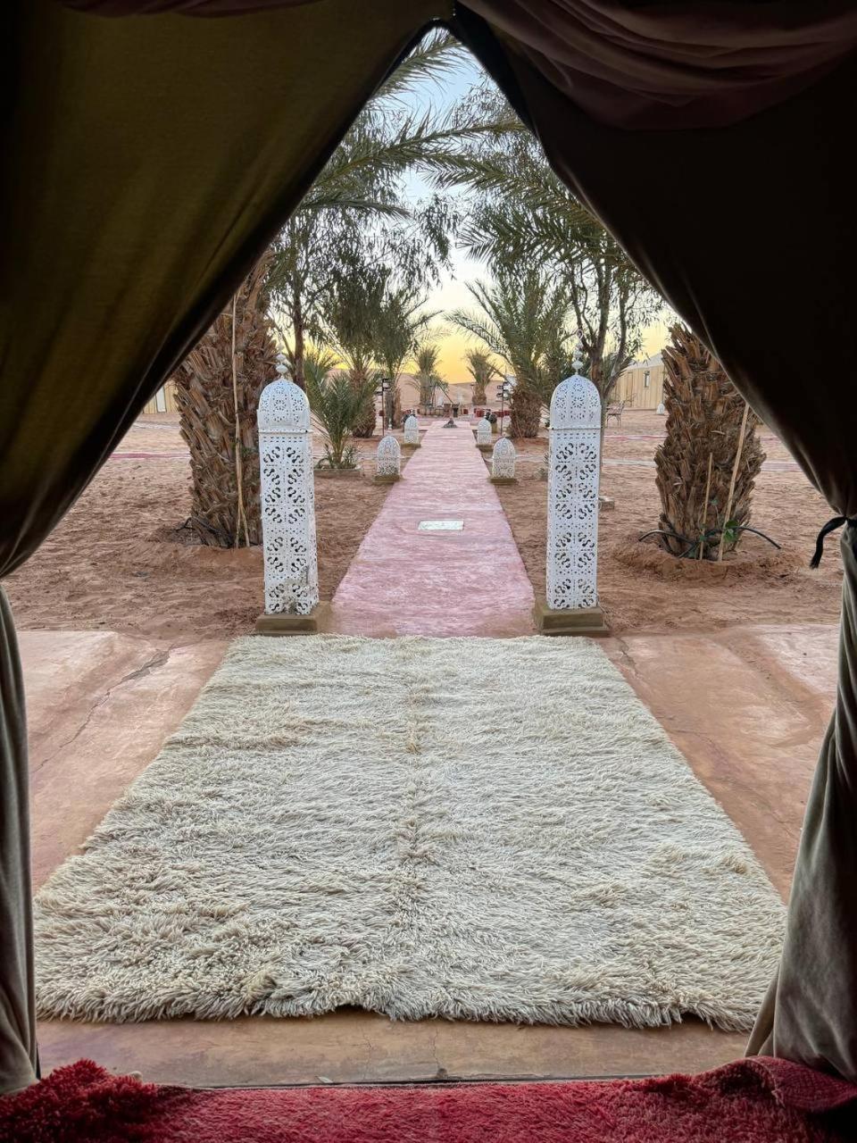 מרזאוגה Sahara Dunes Luxury Camp מראה חיצוני תמונה