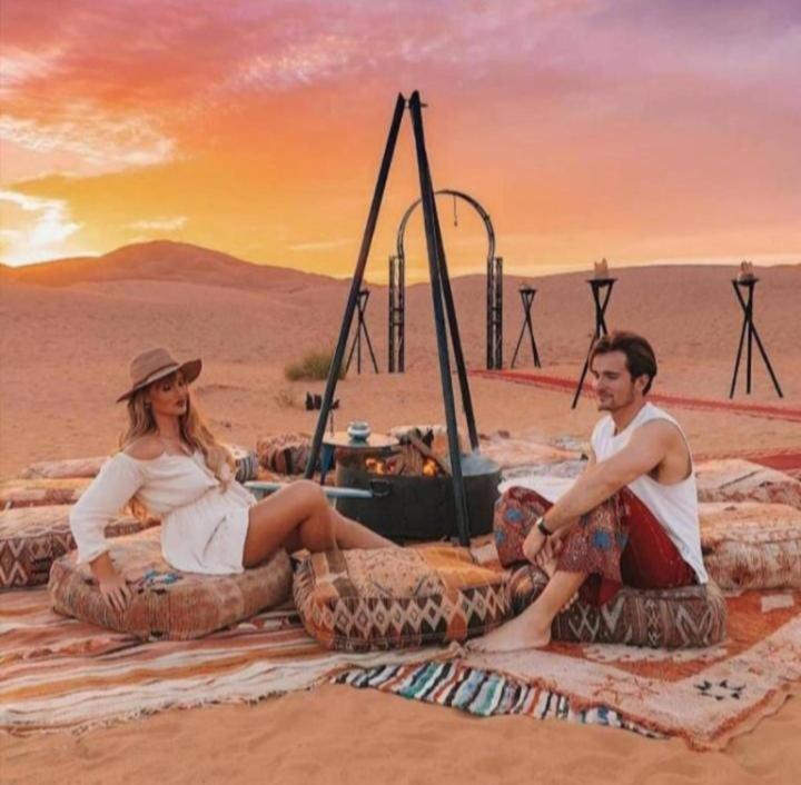 מרזאוגה Sahara Dunes Luxury Camp מראה חיצוני תמונה